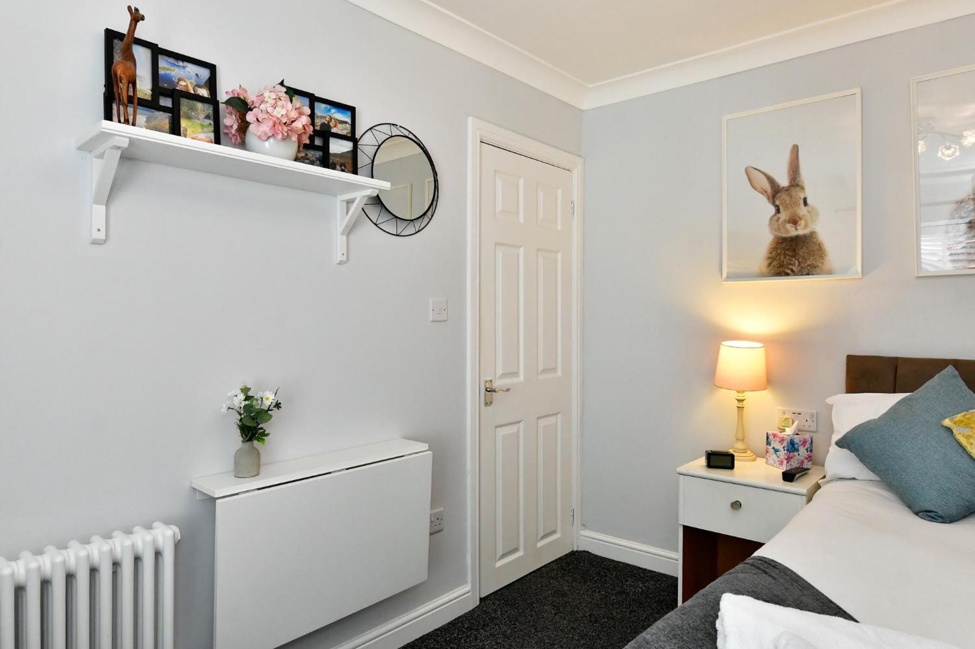 "Ideal Location" Superb Townhouse & Garden -5Min Walk To City, Beach, Marina - Quiet Popular Area Swansea Extérieur photo